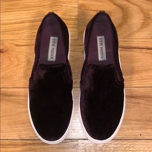 Steve Madden Maroon Velvet Slip on Shoes